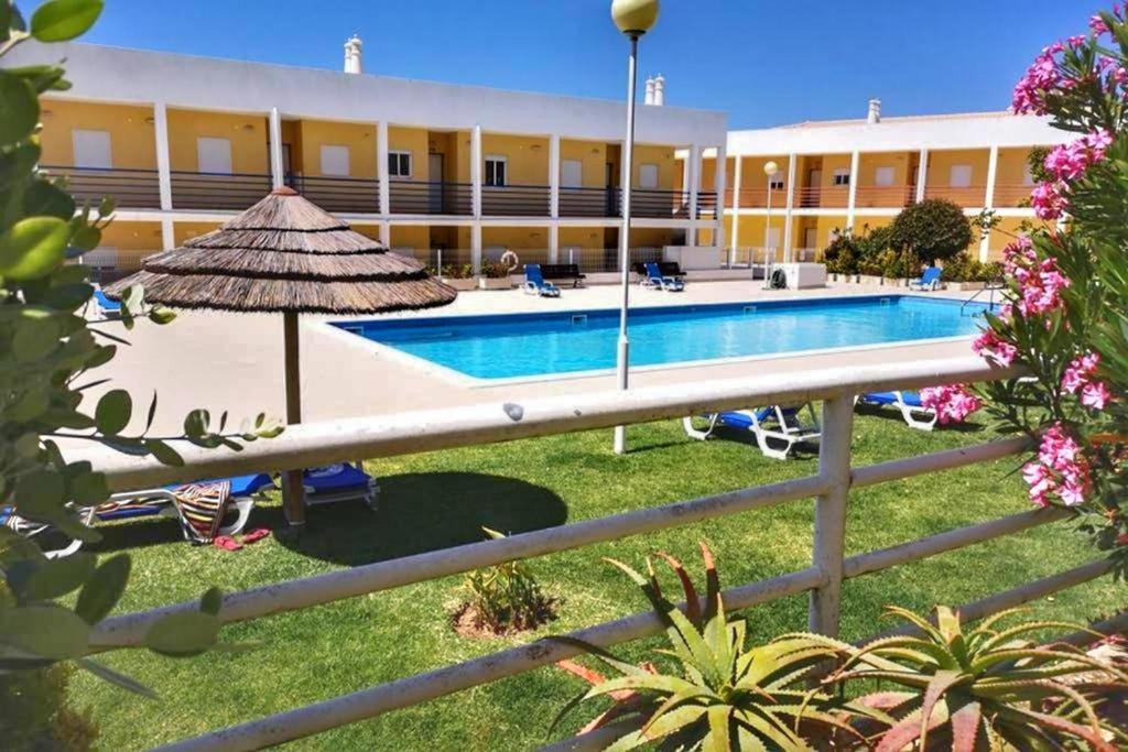 Penthouse With Sea View & Private Terrace Apartment Guia  Bagian luar foto