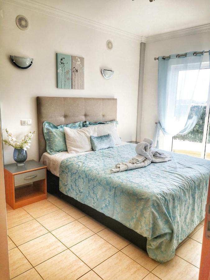 Penthouse With Sea View & Private Terrace Apartment Guia  Bagian luar foto